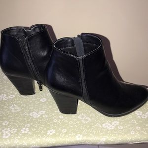 Black Ankle Boot Size 6